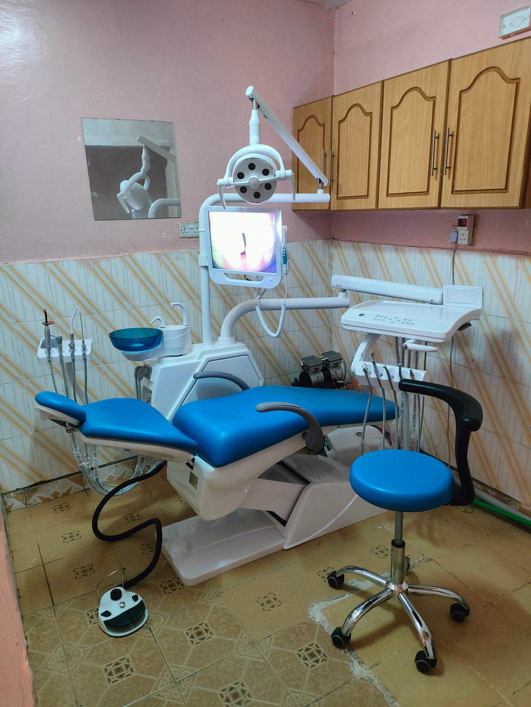 Dental unit (OS-01)