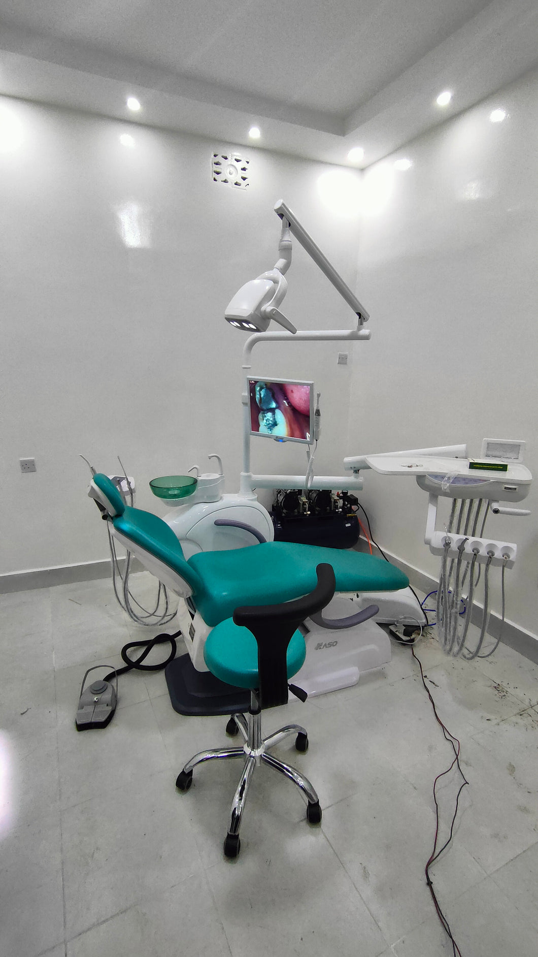 Dental unit (Kaso)